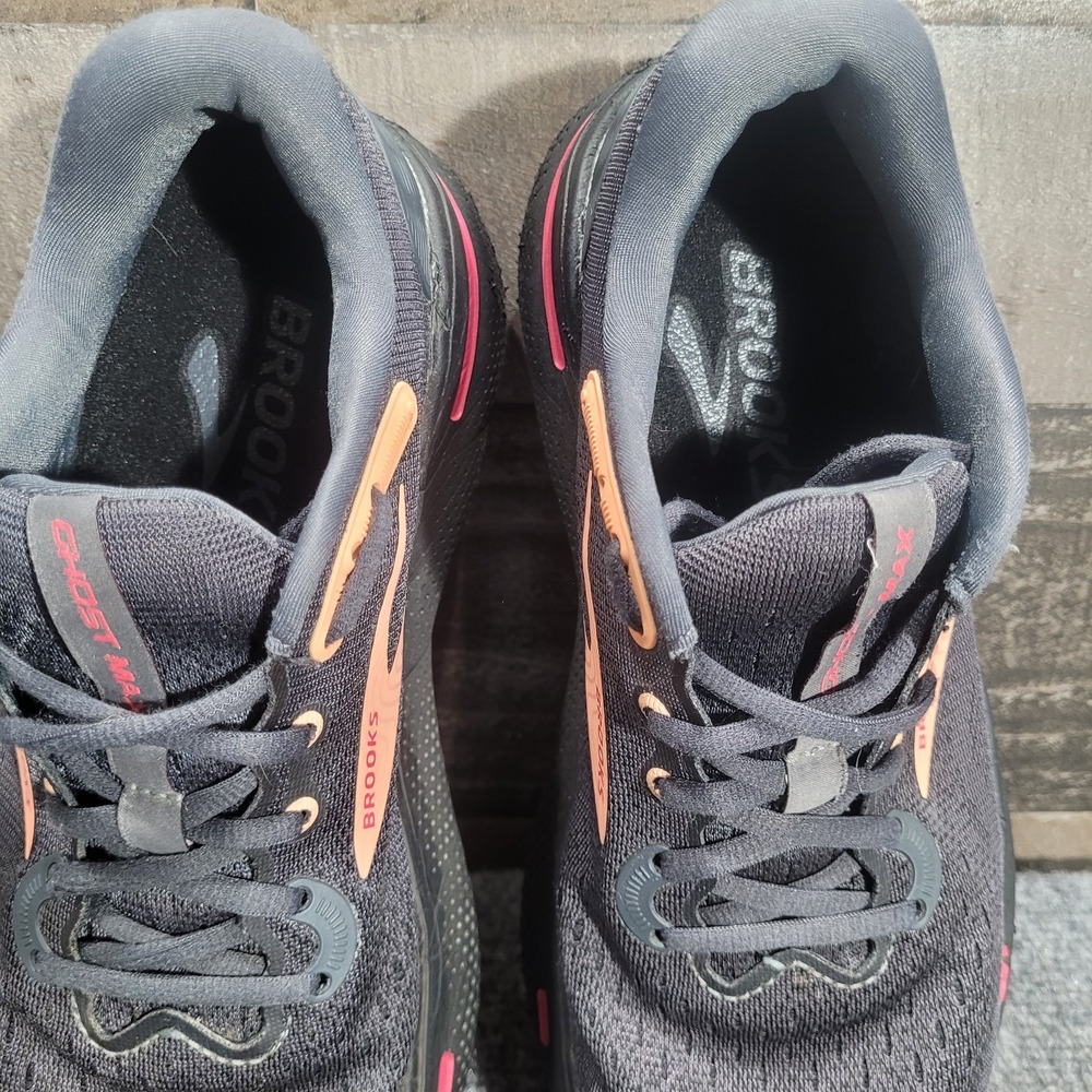 Brooks Ghost Max Womens 9.5 Shoes Running Walking Sneaker Black 1203951B049 Gym - Picture 14 of 16